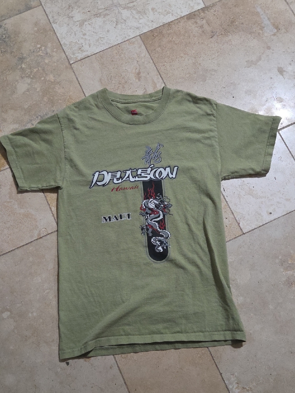 Men’s Small Maui Hawaii Dragon Graphic T-Shirt Island Souvenir Tee